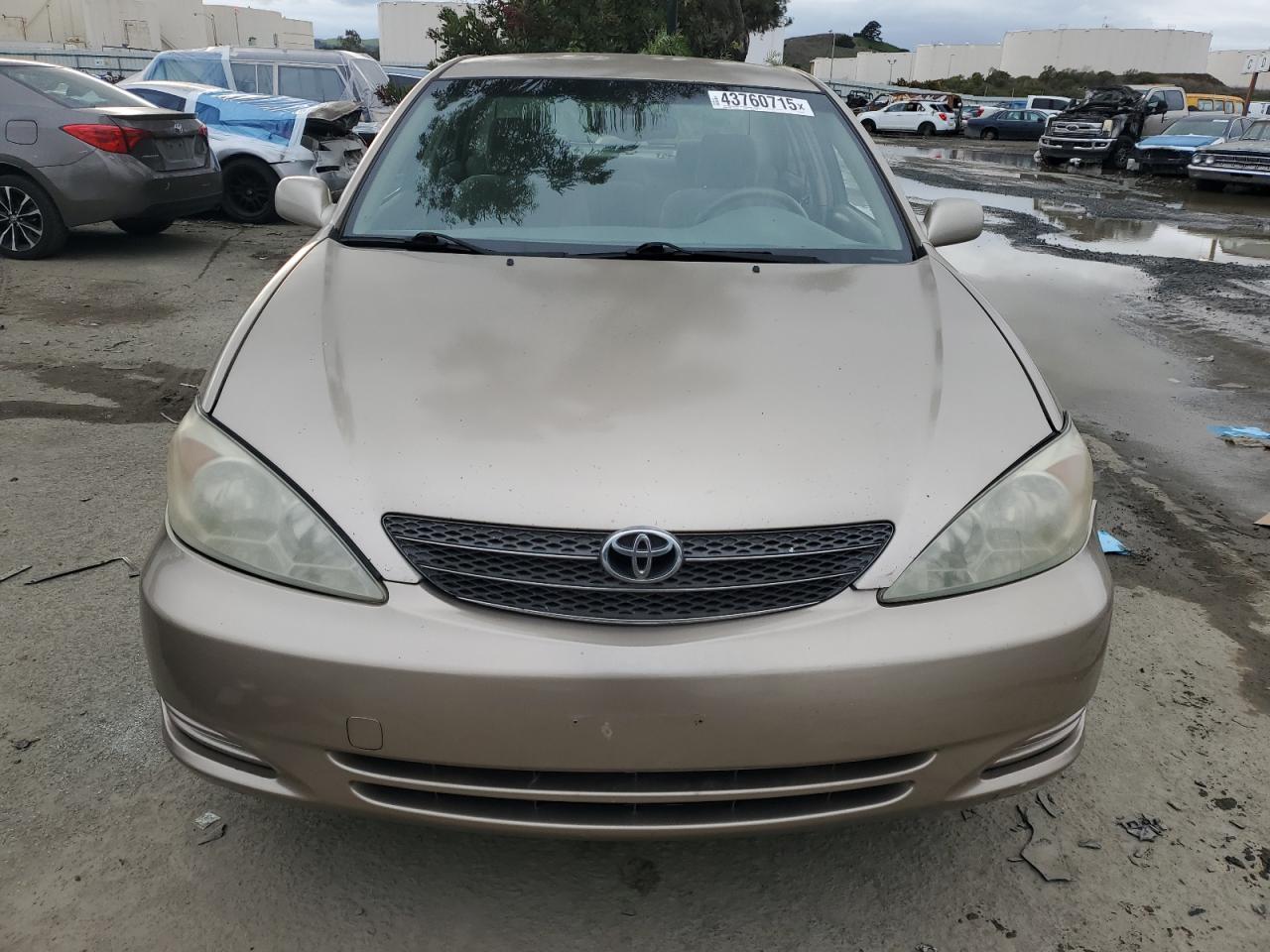 2002 Toyota Camry VIN JTDBE30K420067006 Copart auction photo, rear end / front end damage thumbnail 5