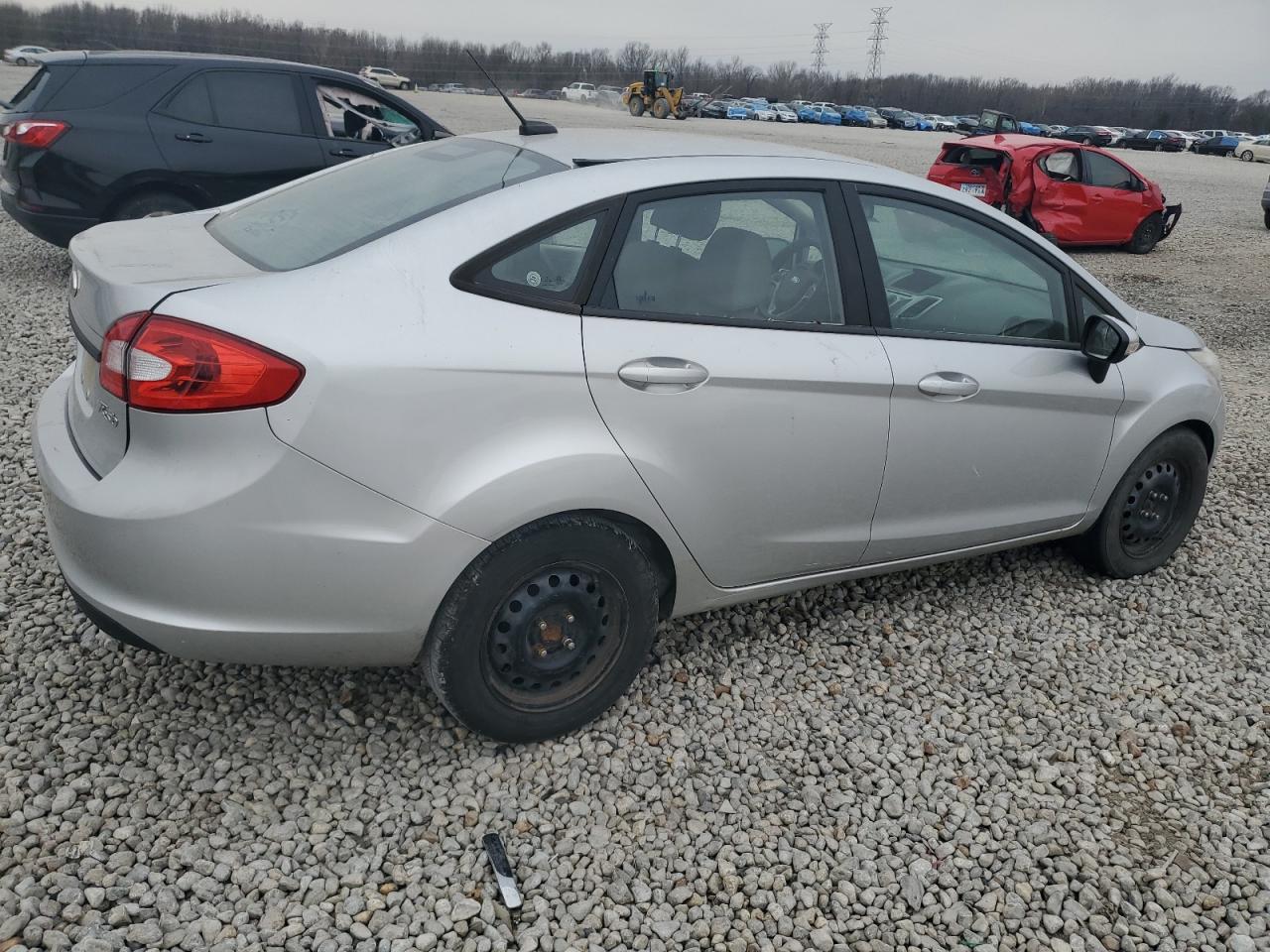 2013 Ford Fiesta VIN 3FADP4BJ8DM223616 Copart auction photo, minor dent/scratches damage thumbnail 3