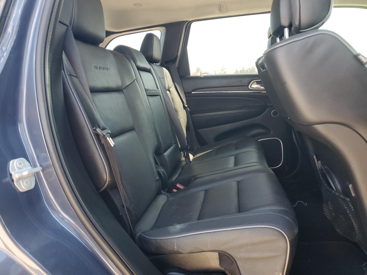 2020 Jeep Grand Cherokee VIN 1C4RJFJG9LC228262 Copart auction photo, rear end damage thumbnail 11