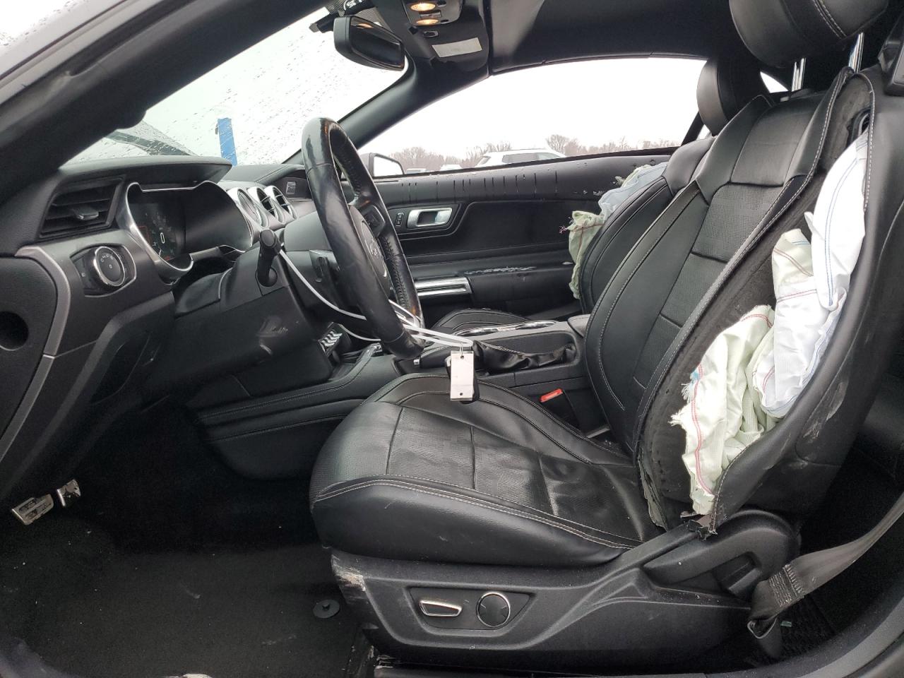 2018 Ford Mustang VIN 1FATP8UH5J5118031 Copart auction photo, side / minor dent/scratches damage thumbnail 7