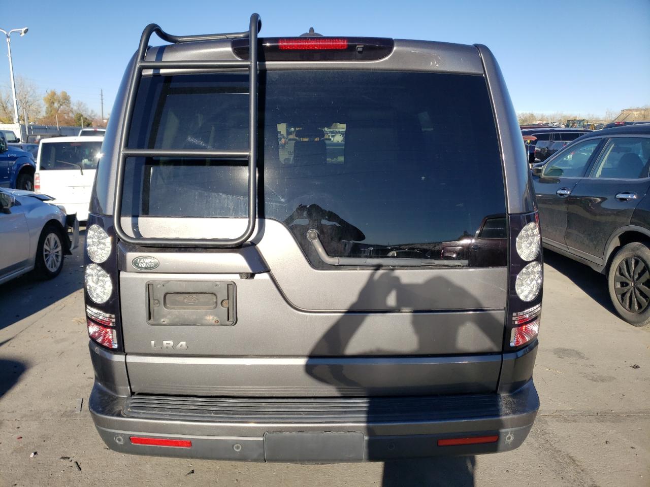 2016 Land Rover LR4 VIN SALAC2V62GA832313 Copart auction photo, front end / hail damage thumbnail 6