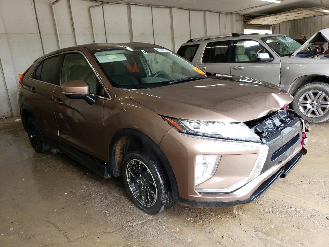 2018 Mitsubishi Eclipse VIN JA4AS3AA4JZ065822 Copart auction photo, front end / side damage thumbnail 4