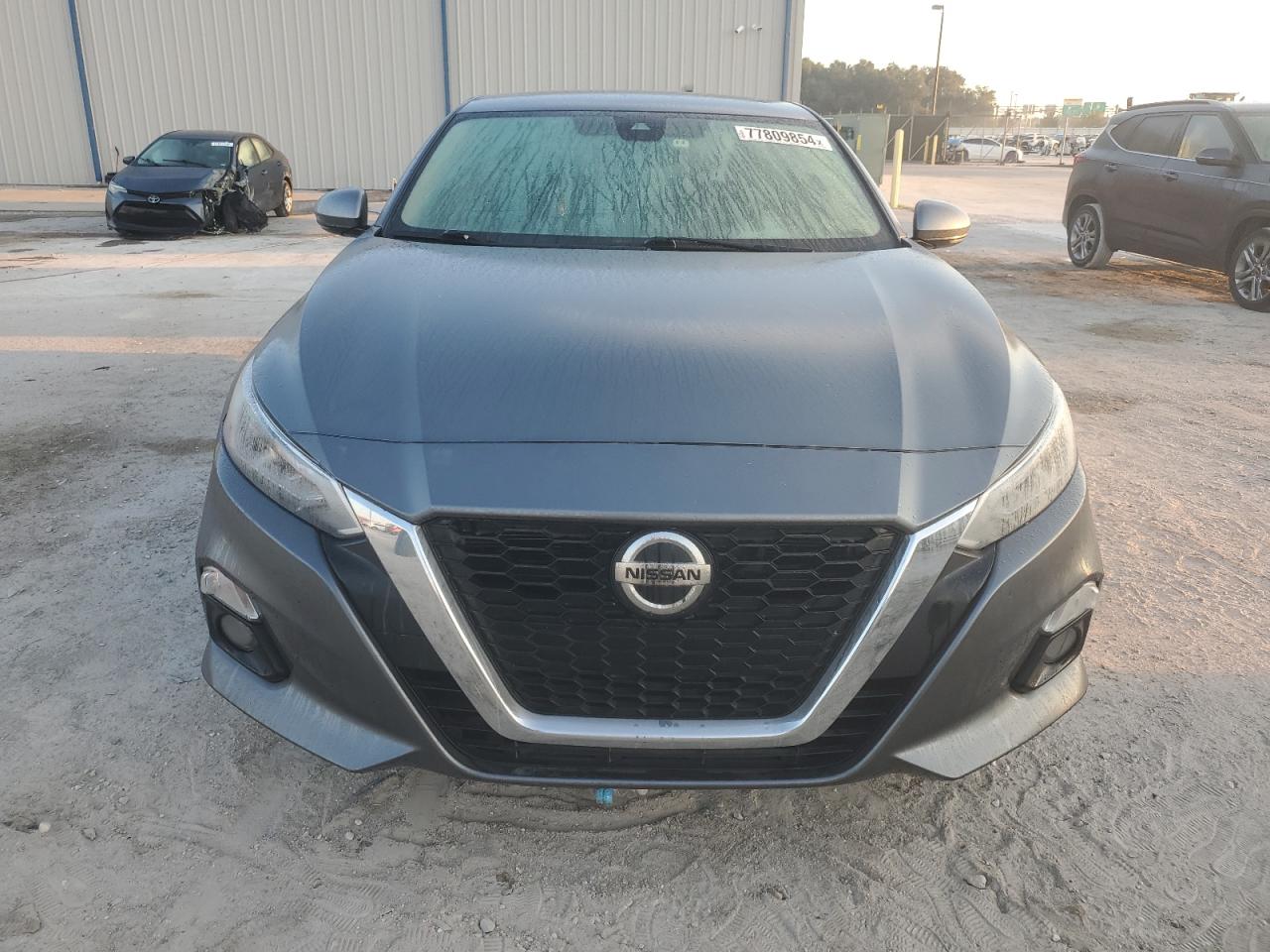 2019 Nissan Altima VIN 1N4BL4EV7KC143224 Copart auction photo, water/flood damage thumbnail 5