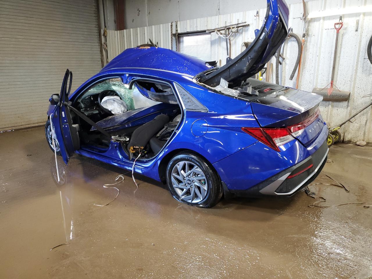 2024 Hyundai Elantra VIN KMHLM4DGXRU703249 Copart auction photo, all over damage thumbnail 2