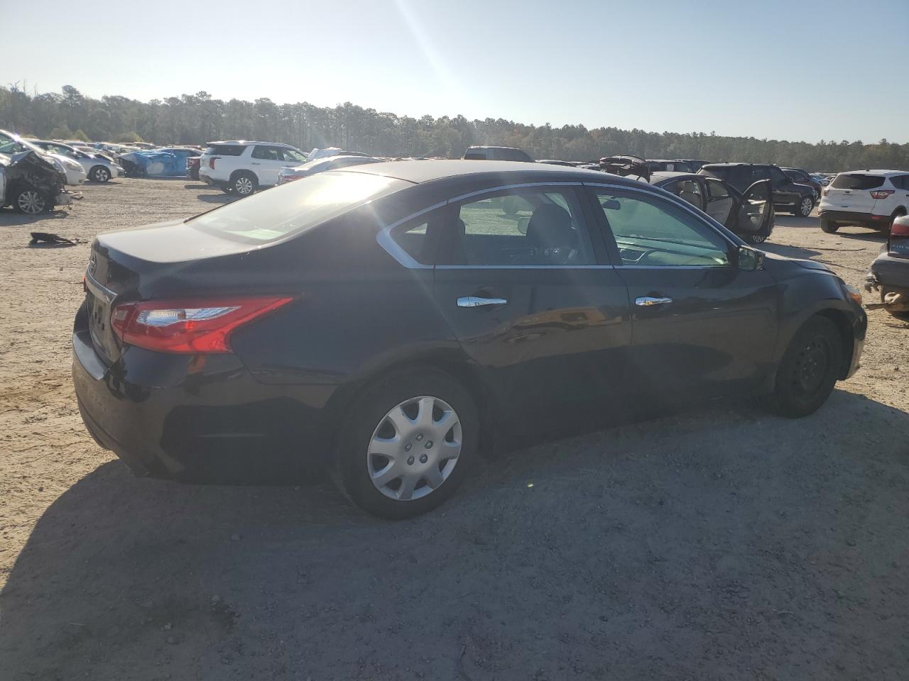 2016 Nissan Altima VIN 1N4AL3AP1GC172271 Copart auction photo, rear end / side damage thumbnail 3
