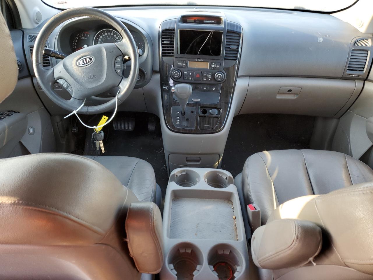 2011 KIA Sedona VIN KNDMH4C77B6399516 Copart auction photo, normal wear damage thumbnail 8