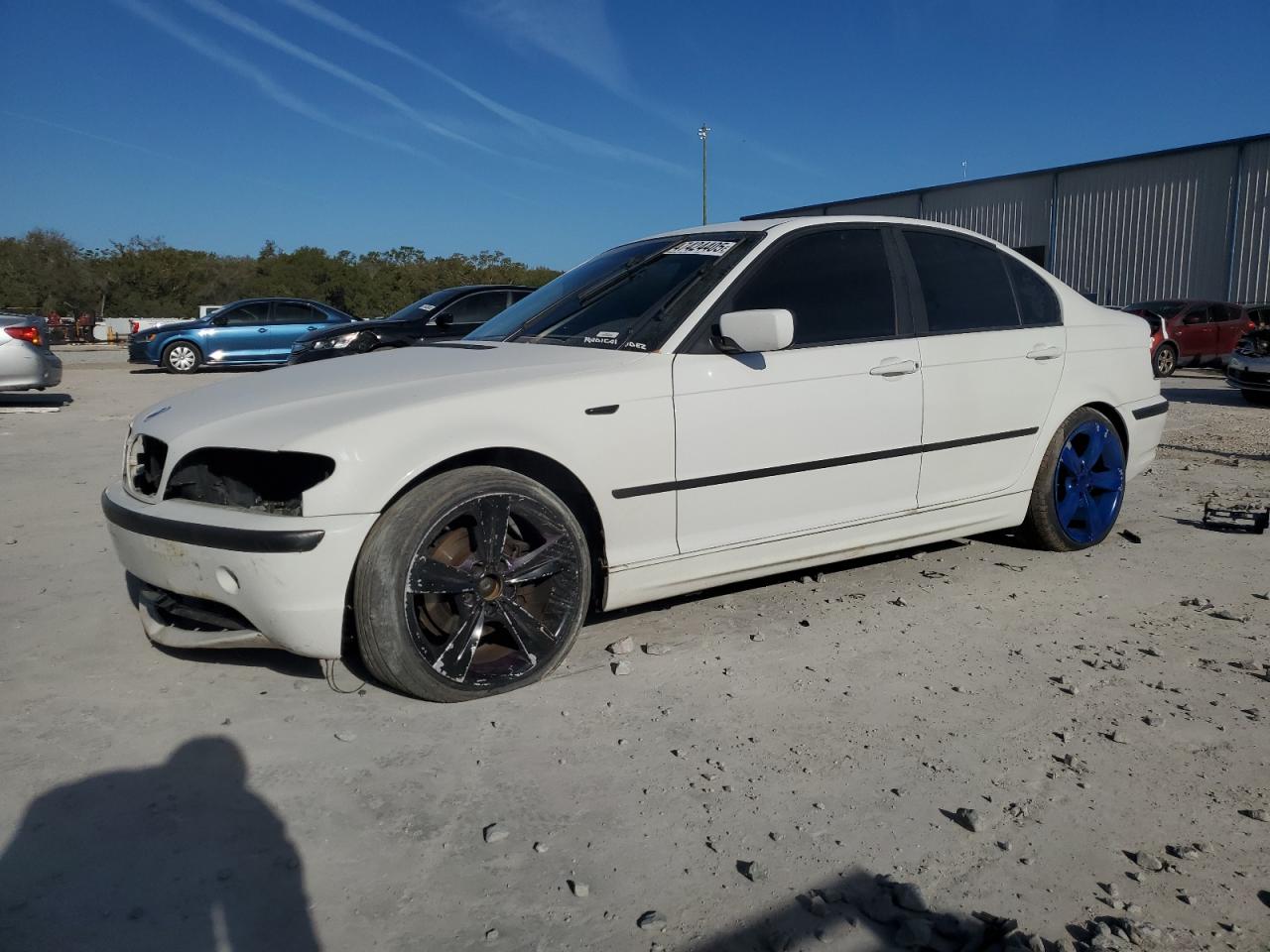 2003 BMW 3er VIN WBAET37403NJ26127