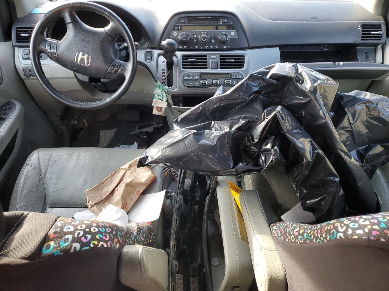2007 Honda Odyssey VIN 5FNRL38757B001061 Copart auction photo, rear end / front end damage thumbnail 8