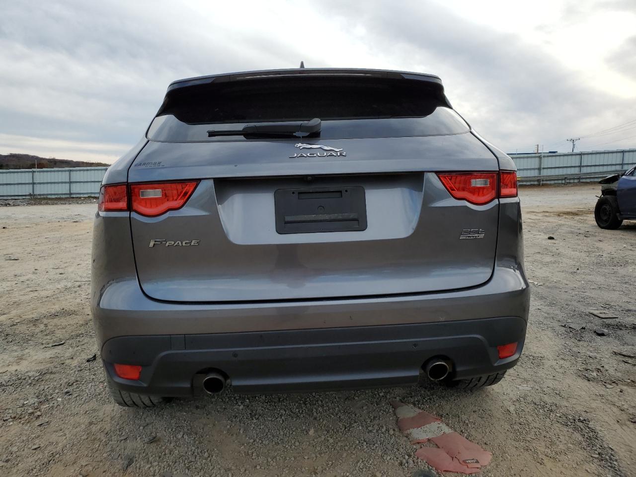 2018 Jaguar F-Pace VIN SADCK2FX2JA262769 Copart auction photo, front end / undercarriage damage thumbnail 6