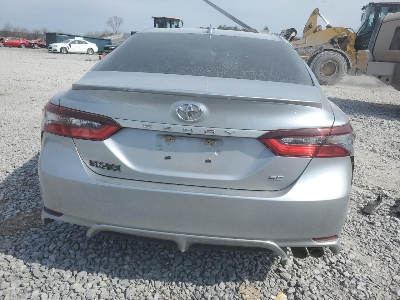 2022 Toyota Camry VIN 4T1G11AK5NU677722 Copart auction photo, front end damage thumbnail 6