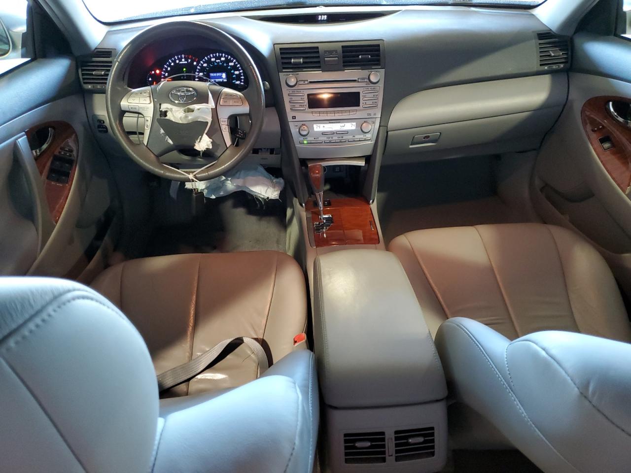 2011 Toyota Camry VIN 4T4BF3EK6BR147780 Copart auction photo, front end / minor dent/scratches damage thumbnail 8