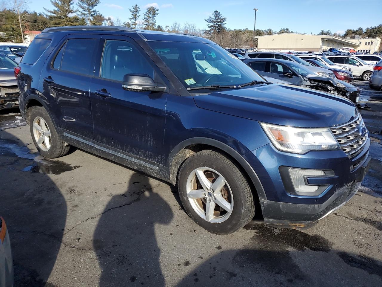 2017 Ford Explorer VIN 1FM5K8DHXHGA30829 Copart auction photo, rear end / front end damage thumbnail 4