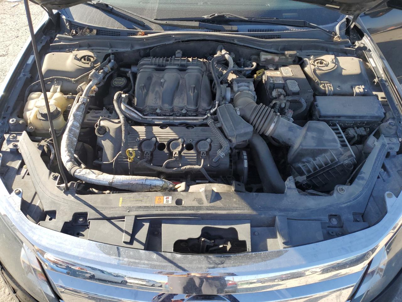 2010 Ford Fusion VIN 3FAHP0JG8AR222271 Copart auction photo, all over damage thumbnail 12