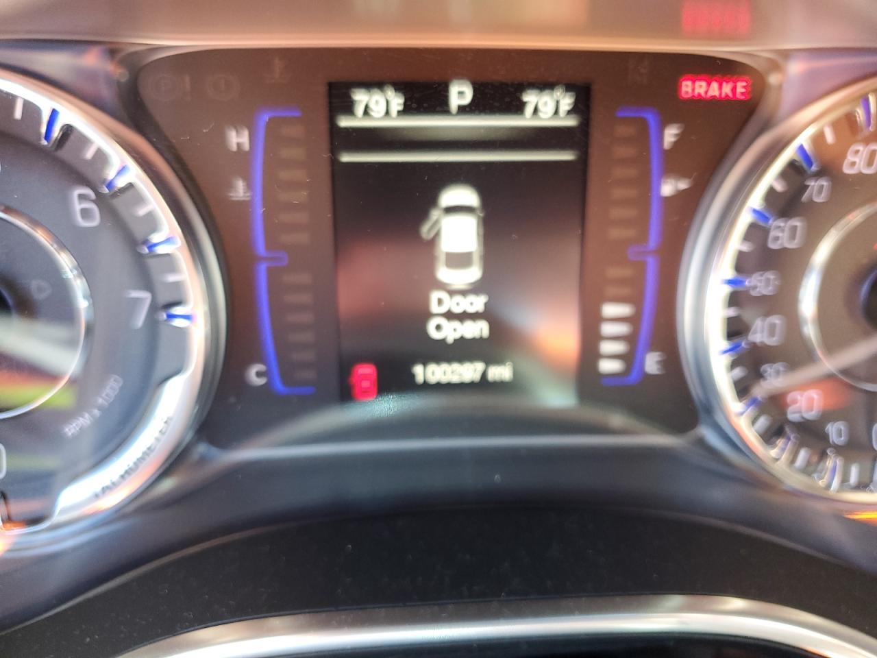 2015 Chrysler 200 VIN 1C3CCCAB5FN671038 Copart auction photo, rear end damage thumbnail 9