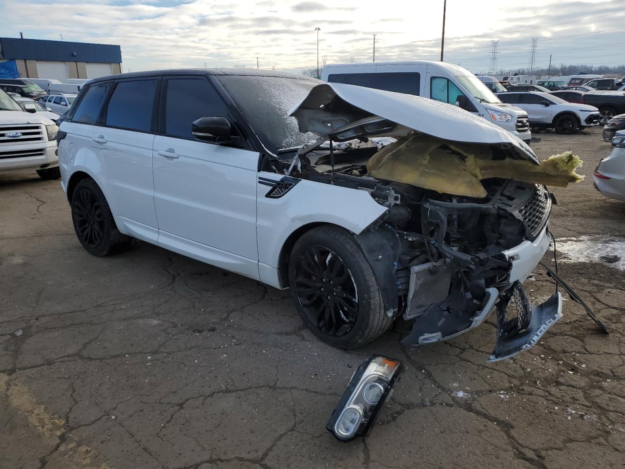 2016 Land Rover Range Rover VIN SALWR2EF4GA571206 Copart auction photo, front end / side damage thumbnail 4