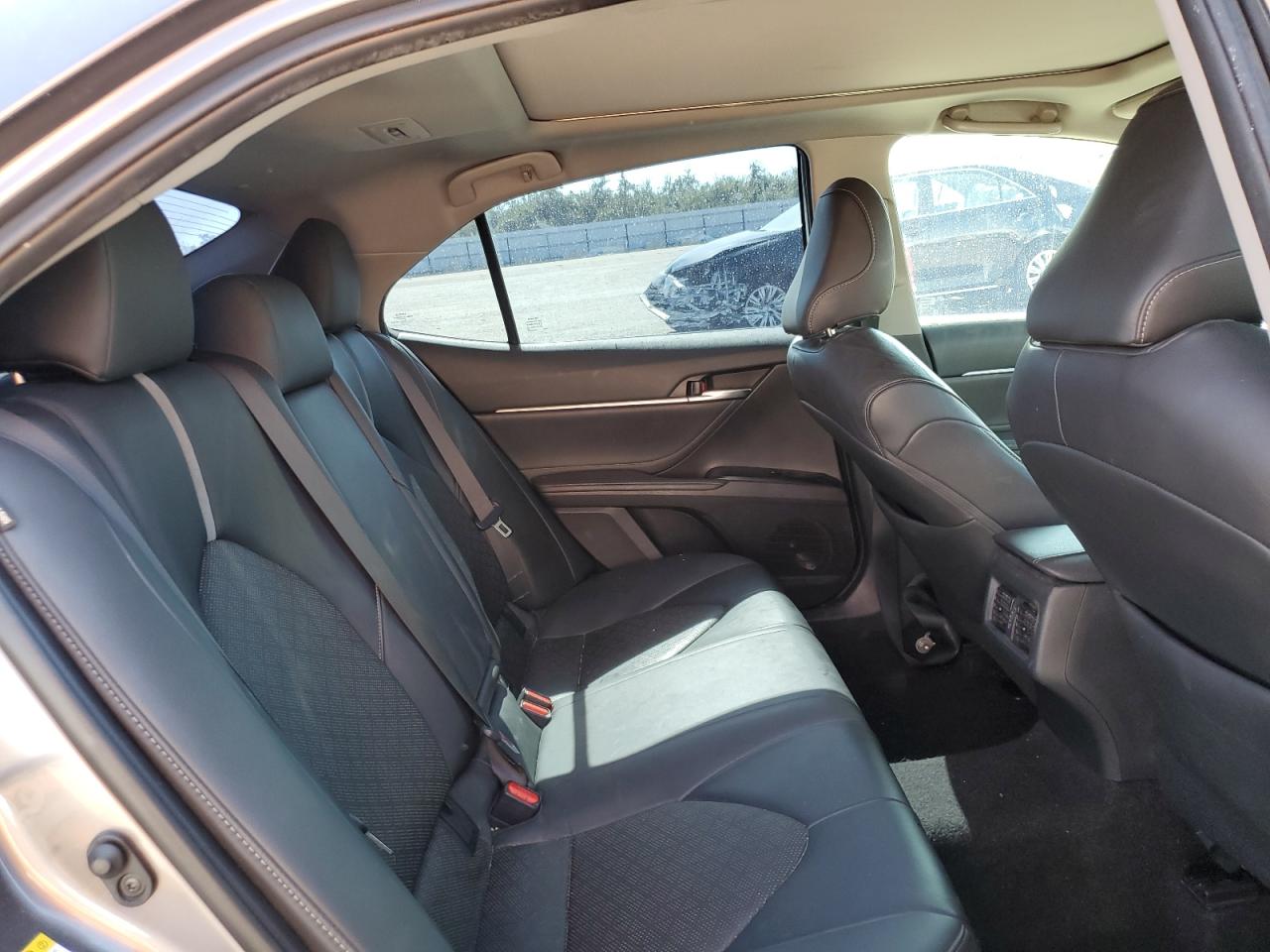 2018 Toyota Camry VIN 4T1BZ1HKXJU500764 Copart auction photo, front end damage thumbnail 10