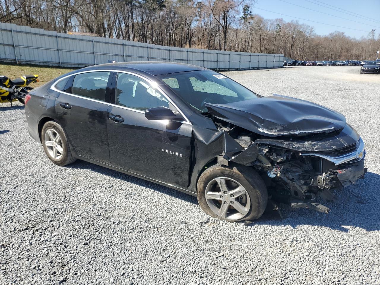 2022 Chevrolet Malibu VIN 1G1ZD5ST5NF173879 Copart auction photo, front end damage thumbnail 4
