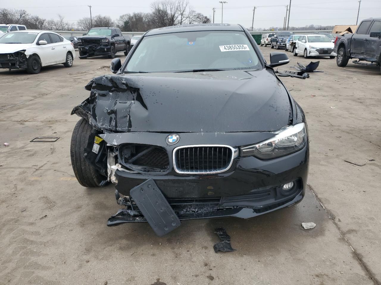 2016 BMW 3er VIN WBA8E5G51GNU21755 Copart auction photo, front end damage thumbnail 5