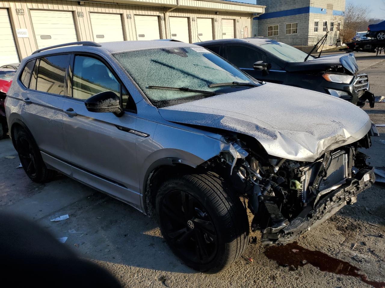 2024 Volkswagen Tiguan VIN 3VVCB7AX5RM129682 Copart auction photo, front end damage thumbnail 4