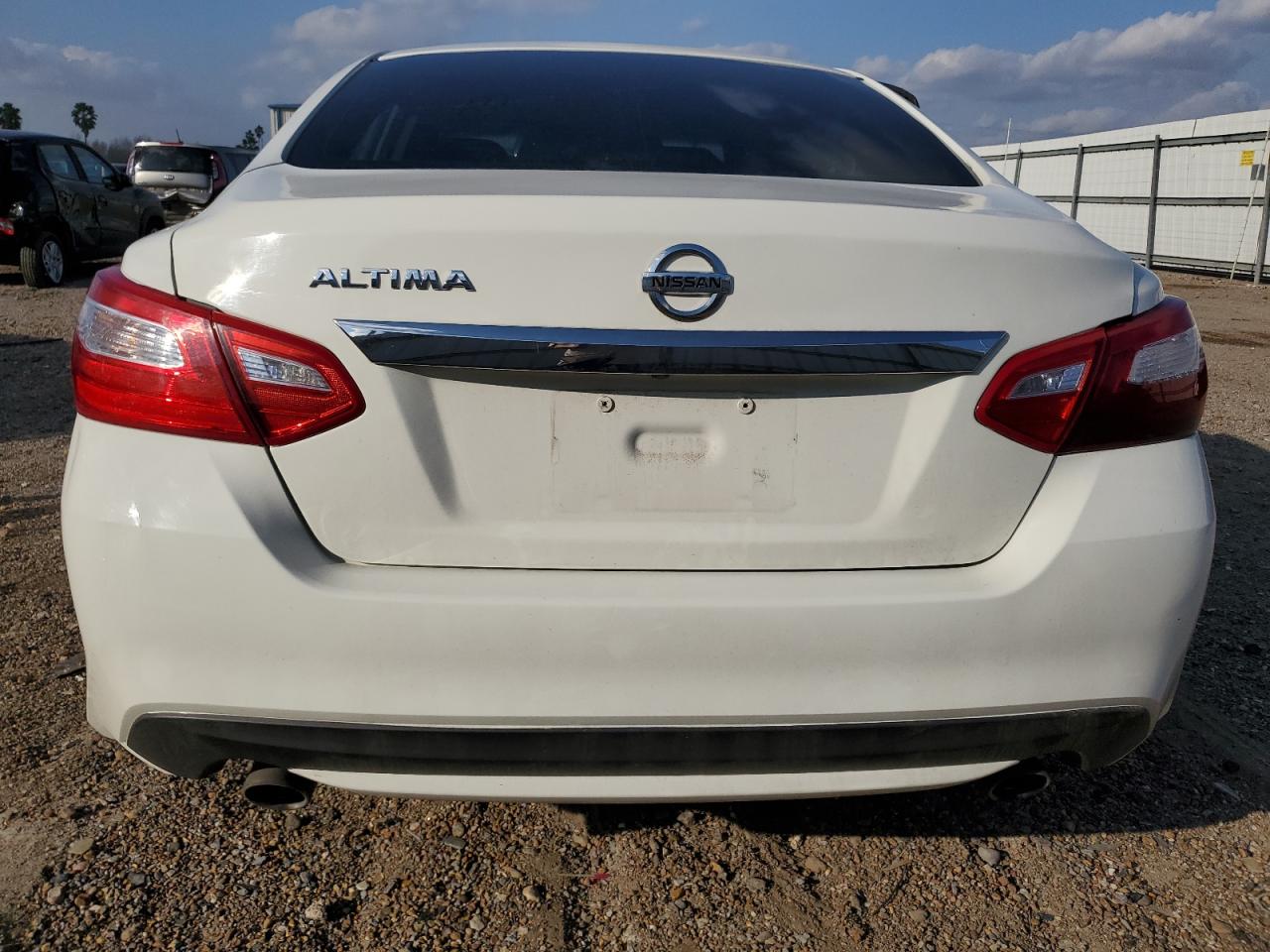 2016 Nissan Altima VIN 1N4AL3AP3GN334650 Copart auction photo, side damage thumbnail 6