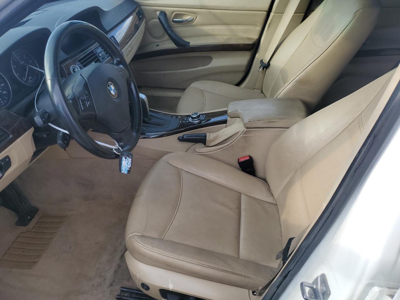 2011 BMW 3er VIN WBAPK7C54BA816664 Copart auction photo, front end / mechanical damage thumbnail 7
