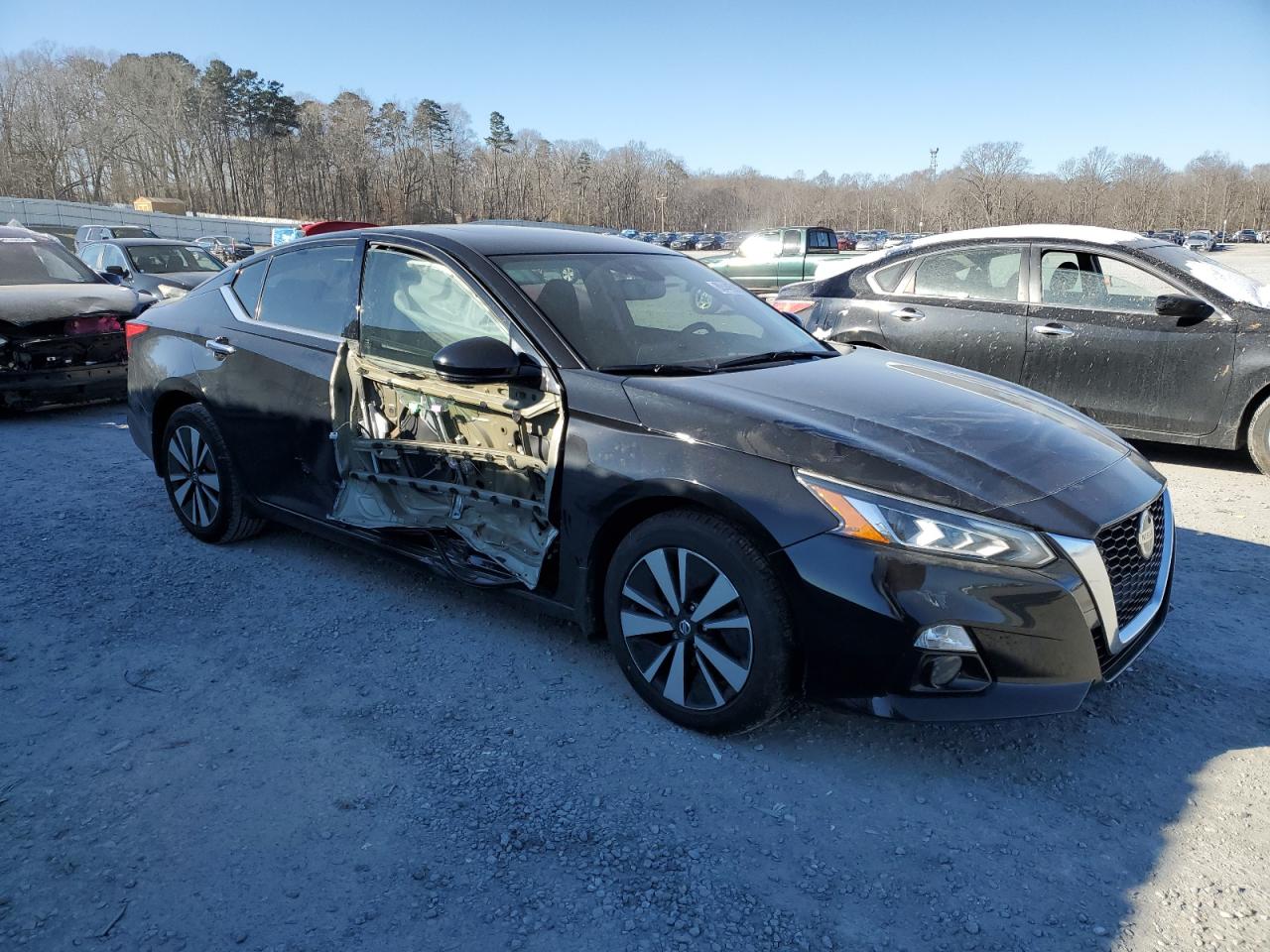 2019 Nissan Altima VIN 1N4BL4DV2KC138739 Copart auction photo, side / front end damage thumbnail 4