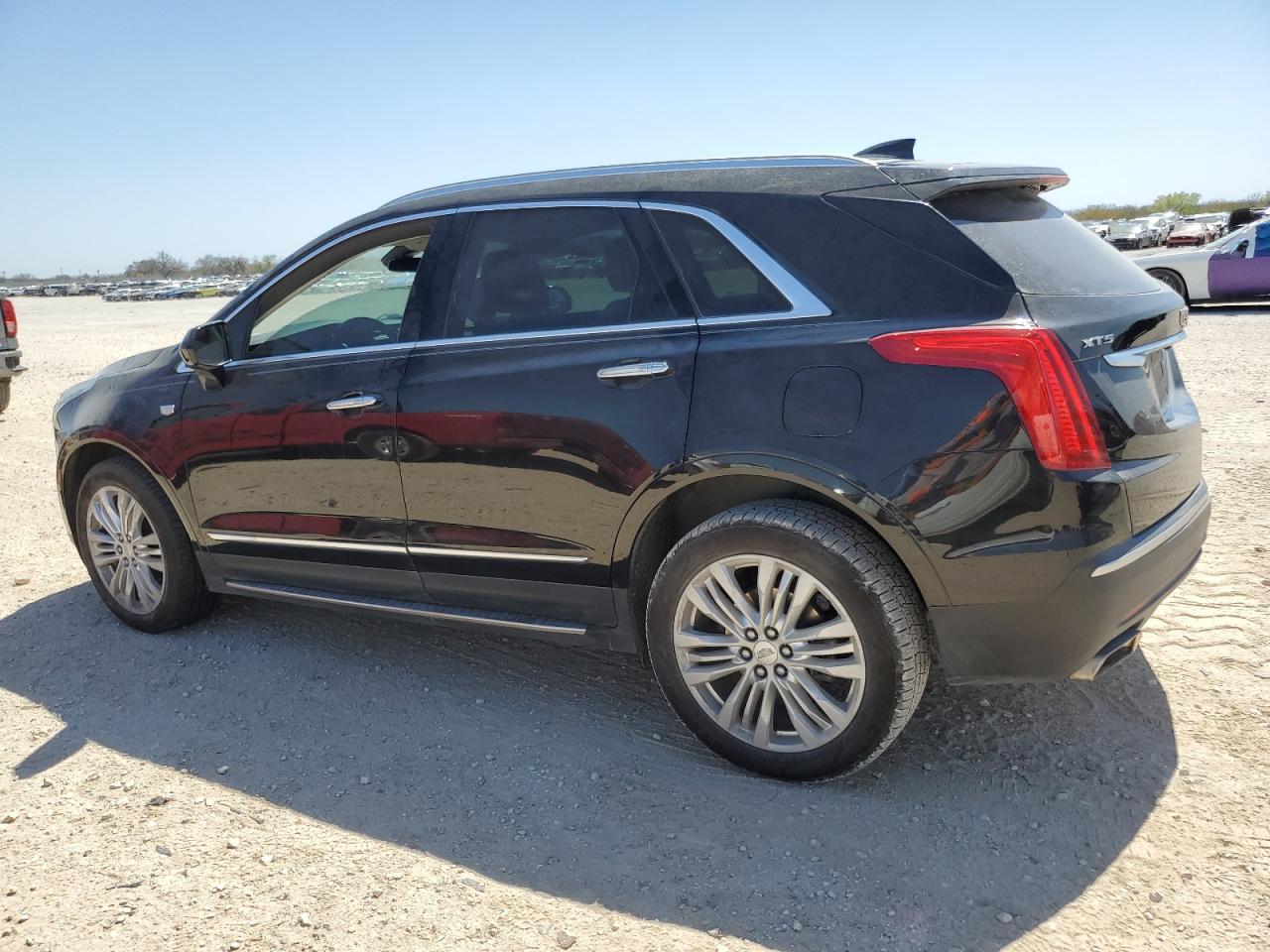 2017 Cadillac XT5 VIN 1GYKNCRS3HZ324612 Copart auction photo, burn - engine damage thumbnail 2