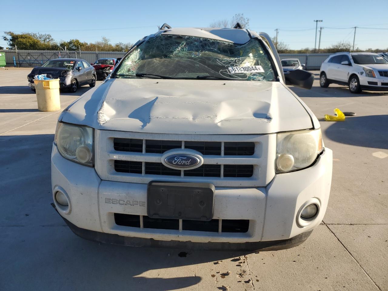 2009 Ford Escape VIN 1FMCU49319KA17943 Copart auction photo, rollover damage thumbnail 5