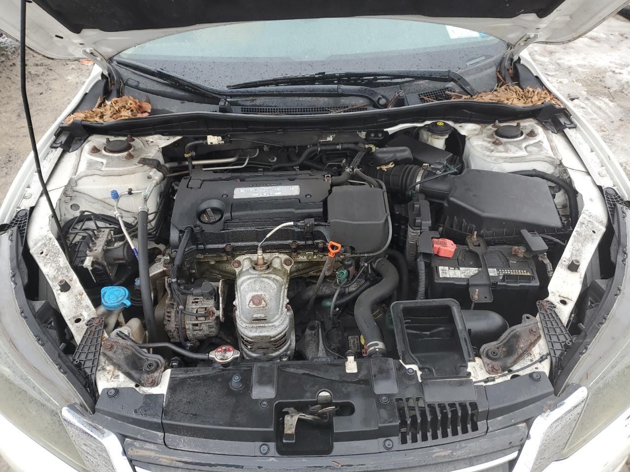 2015 Honda Accord VIN 1HGCR2F34FA133316 Copart auction photo, side / front end damage thumbnail 11