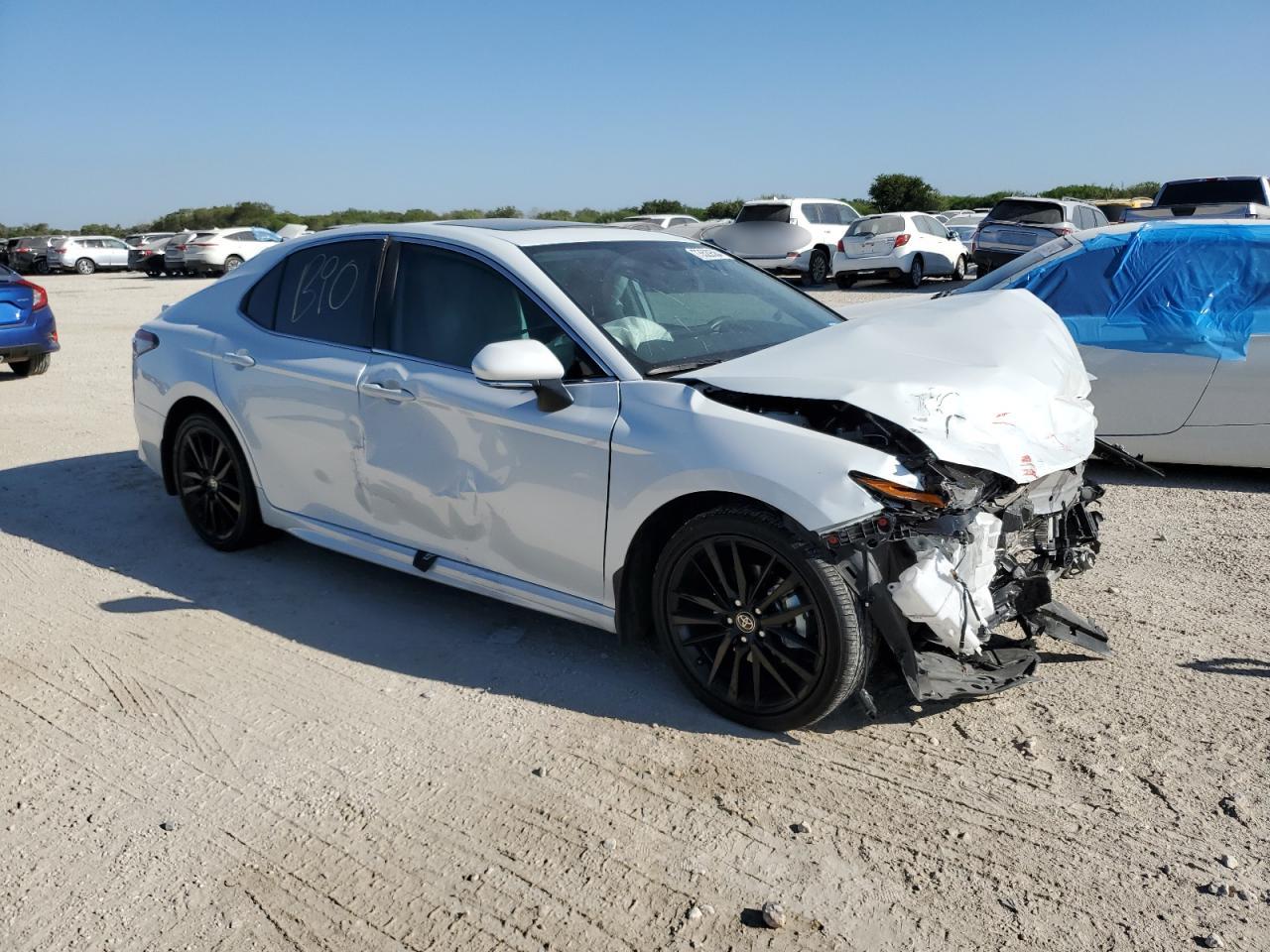 2024 Toyota Camry VIN 4T1K31AK5RU621810 Copart auction photo, side / front end damage thumbnail 4