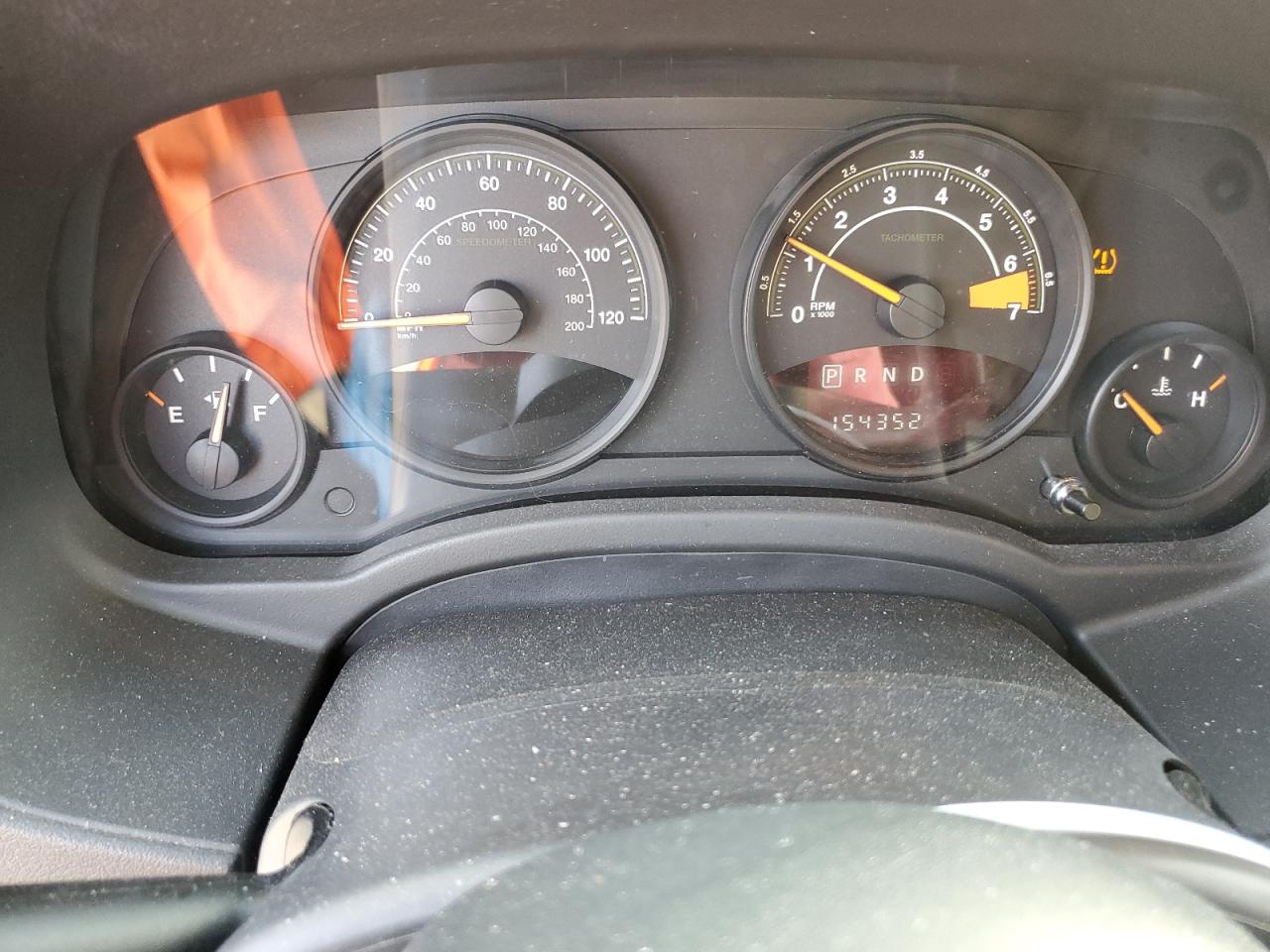 2016 Jeep Compass VIN 1C4NJCBA4GD633792 Copart auction photo, front end / side damage thumbnail 9