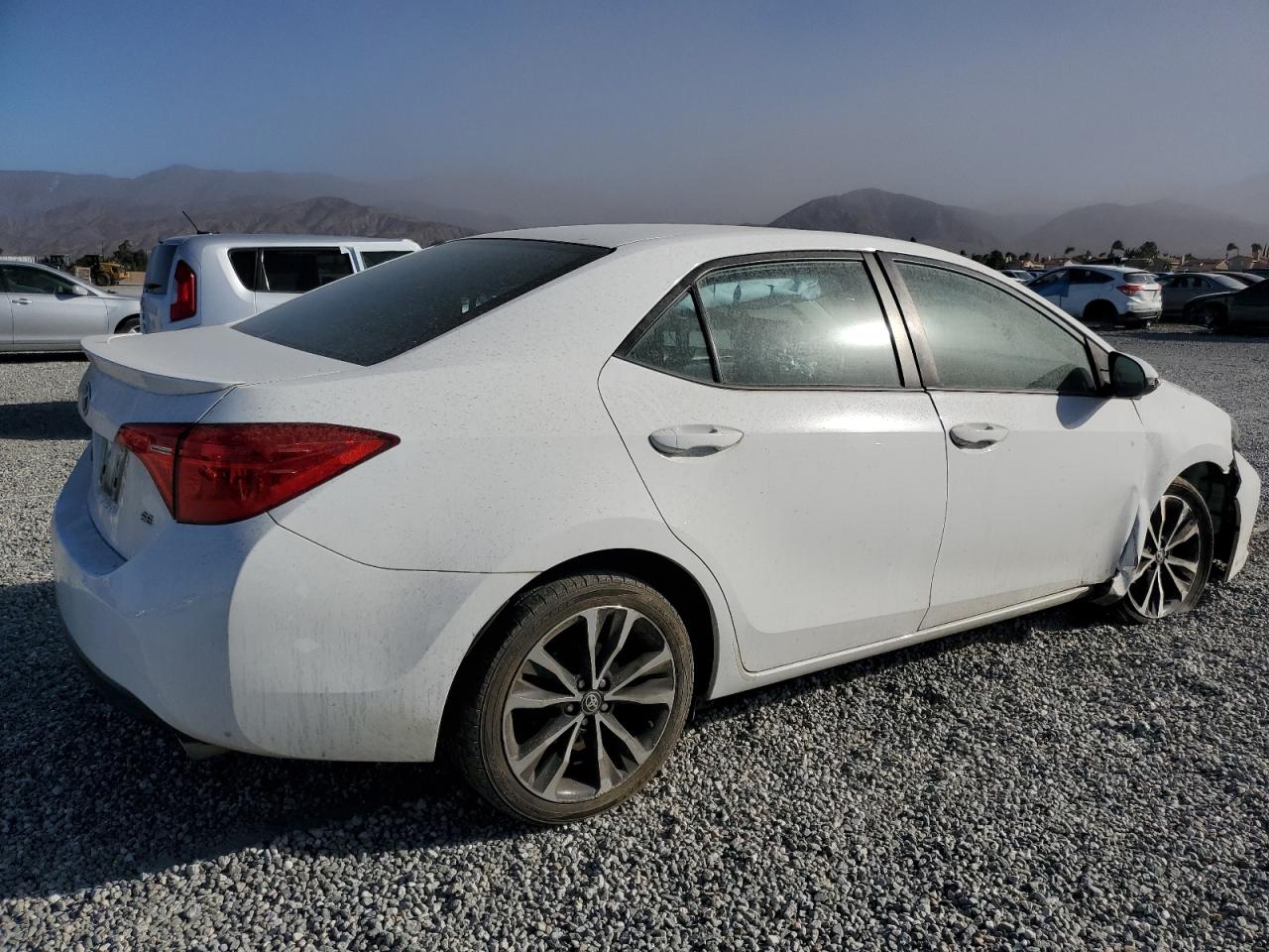 2018 Toyota Corolla VIN 5YFBURHE1JP784343 Copart auction photo, front end damage thumbnail 3