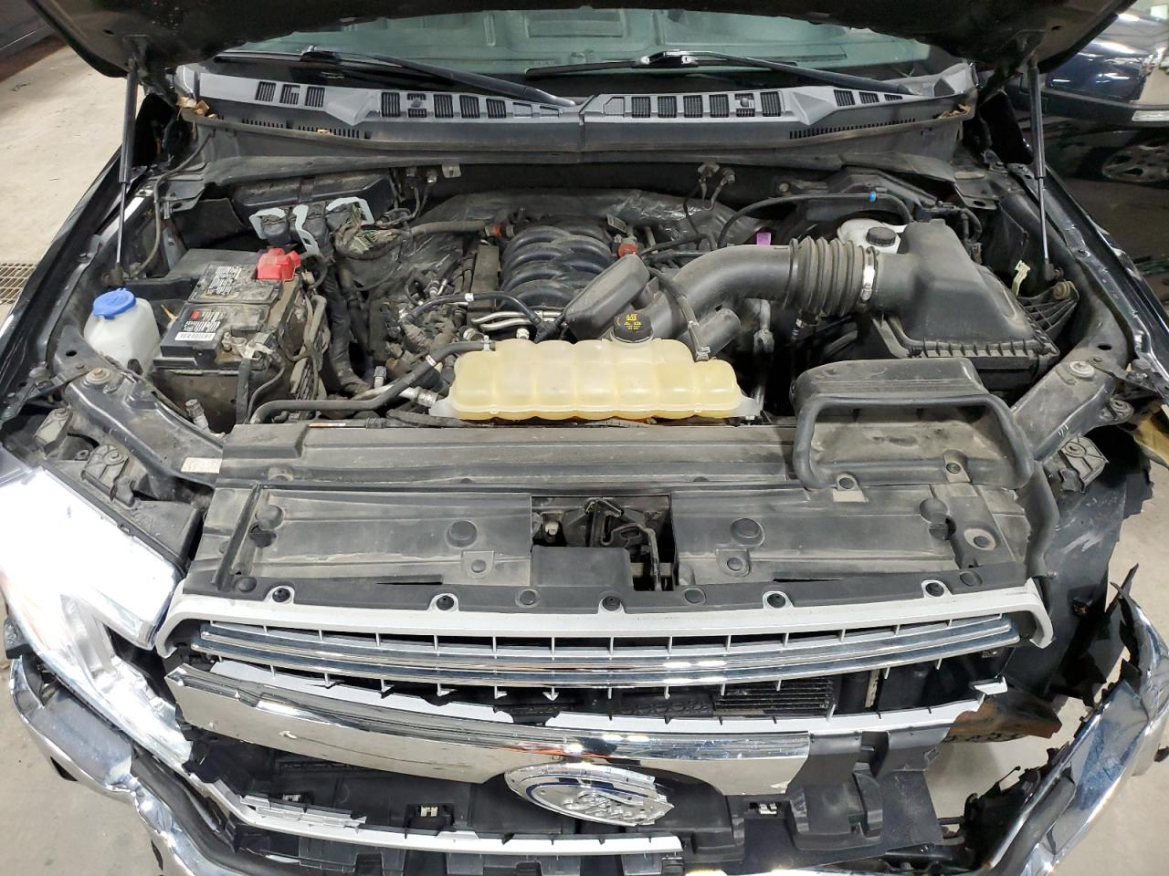 2019 Ford F-150 VIN 1FTEW1E59KKC57003 Copart auction photo, front end damage thumbnail 13