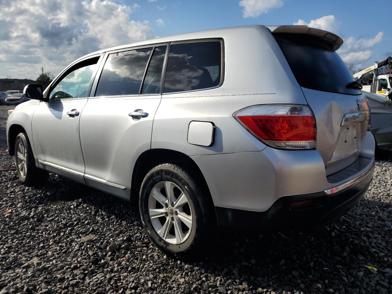 2013 Toyota Highlander VIN 5TDZK3EH3DS101277 Copart auction photo, rear end damage thumbnail 2