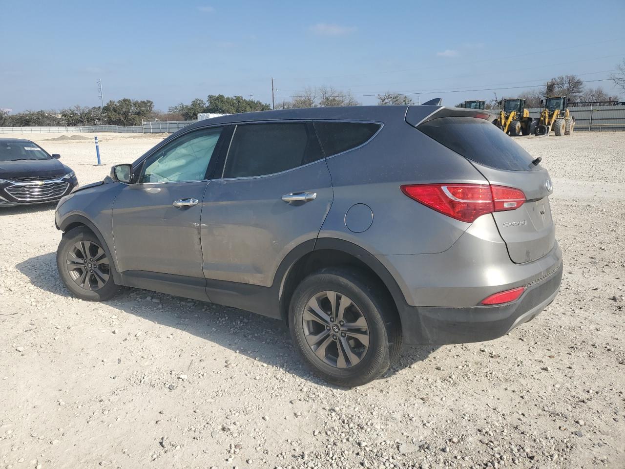 2015 Hyundai Santa Fe VIN 5XYZT3LB2FG237377 Copart auction photo, front end / side damage thumbnail 2