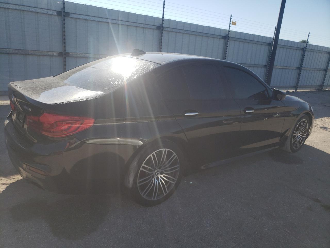 2017 BMW 5er VIN WBAJE5C3XHG477849 Copart auction photo, minor dent/scratches damage thumbnail 3