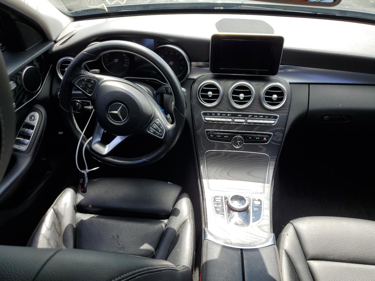 2017 Mercedes-Benz C-klasse VIN 55SWF4JB8HU183174 Copart auction photo, water/flood / minor dent/scratches damage thumbnail 8
