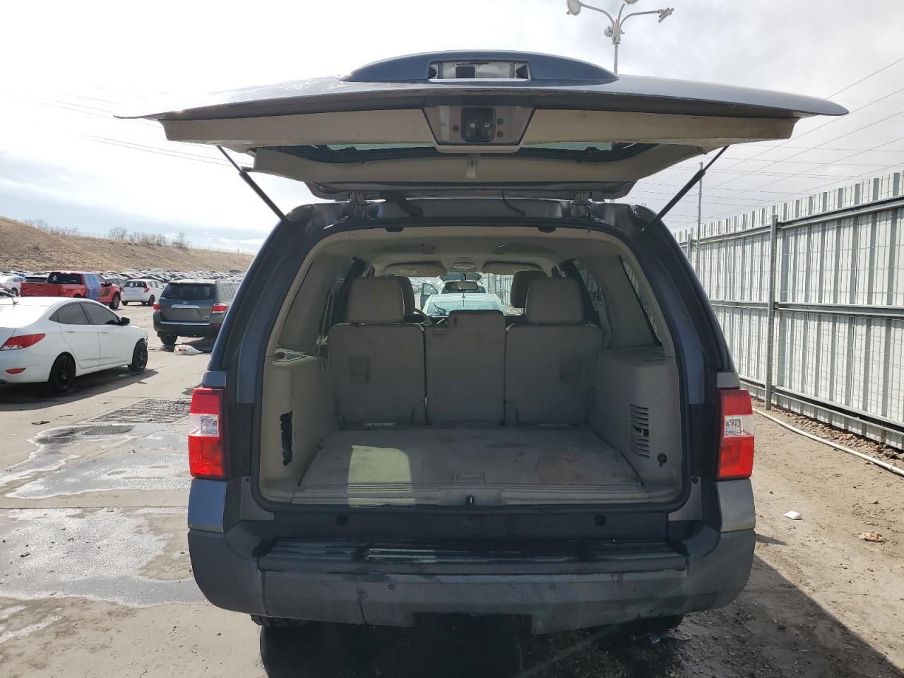 2011 Ford Expedition VIN 1FMJU1G52BEF36840 Copart auction photo, front end / hail damage thumbnail 6