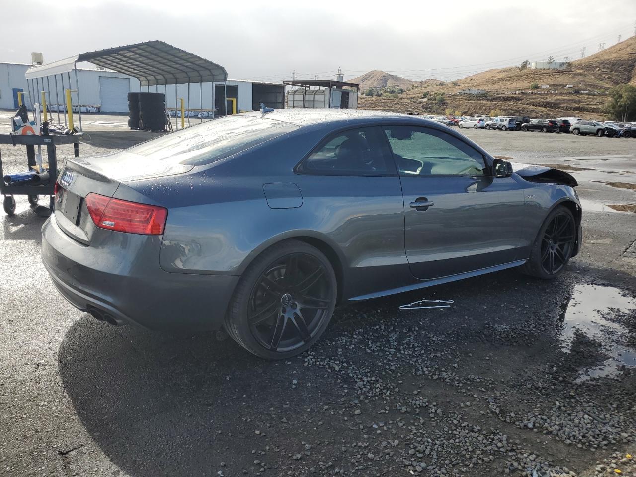 2017 Audi RS5 VIN WAUC4AFR6HA000665 Copart auction photo, front end damage thumbnail 3