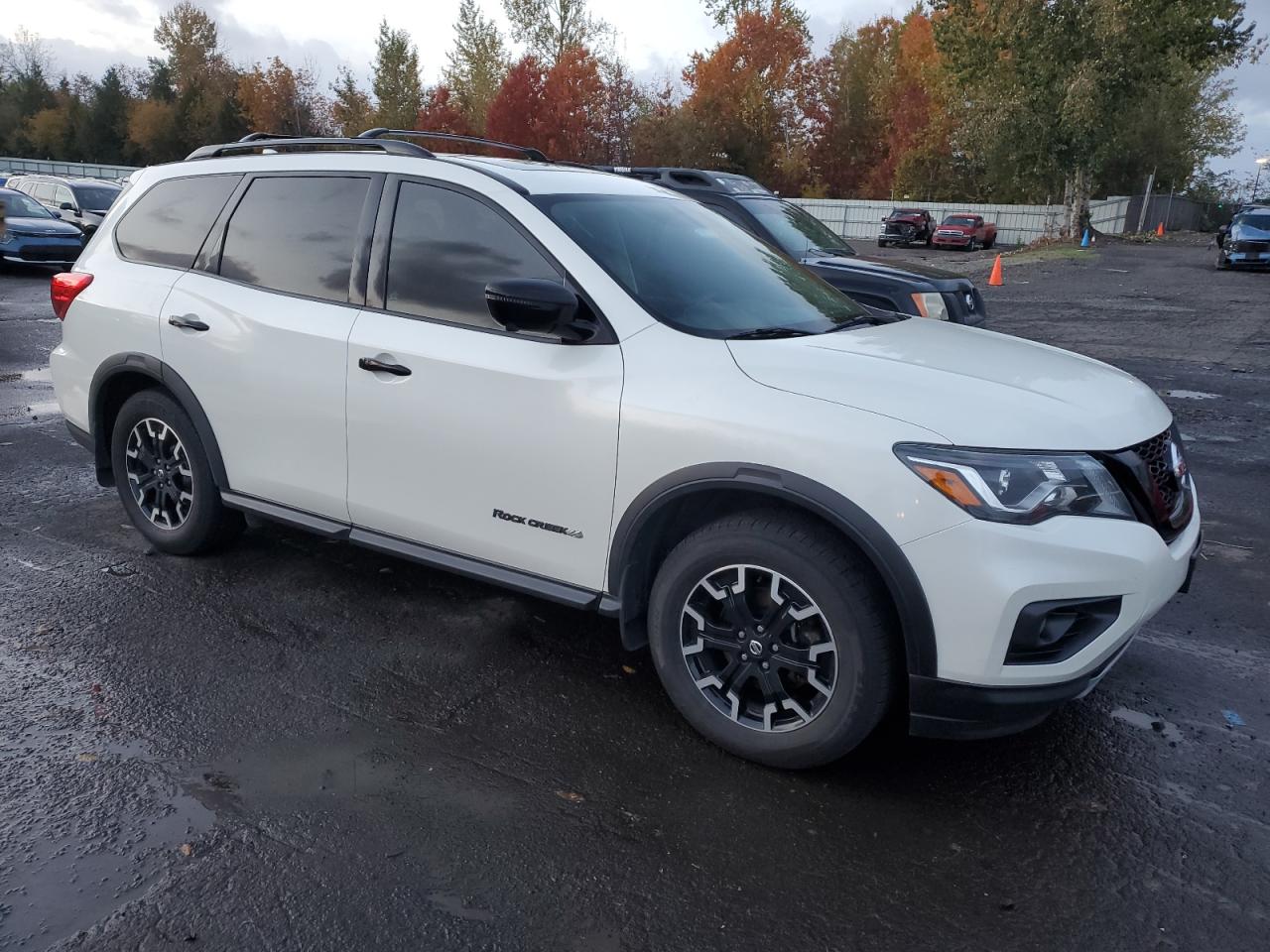 2019 Nissan Pathfinder VIN 5N1DR2MM7KC649968 Copart auction photo, front end damage thumbnail 4