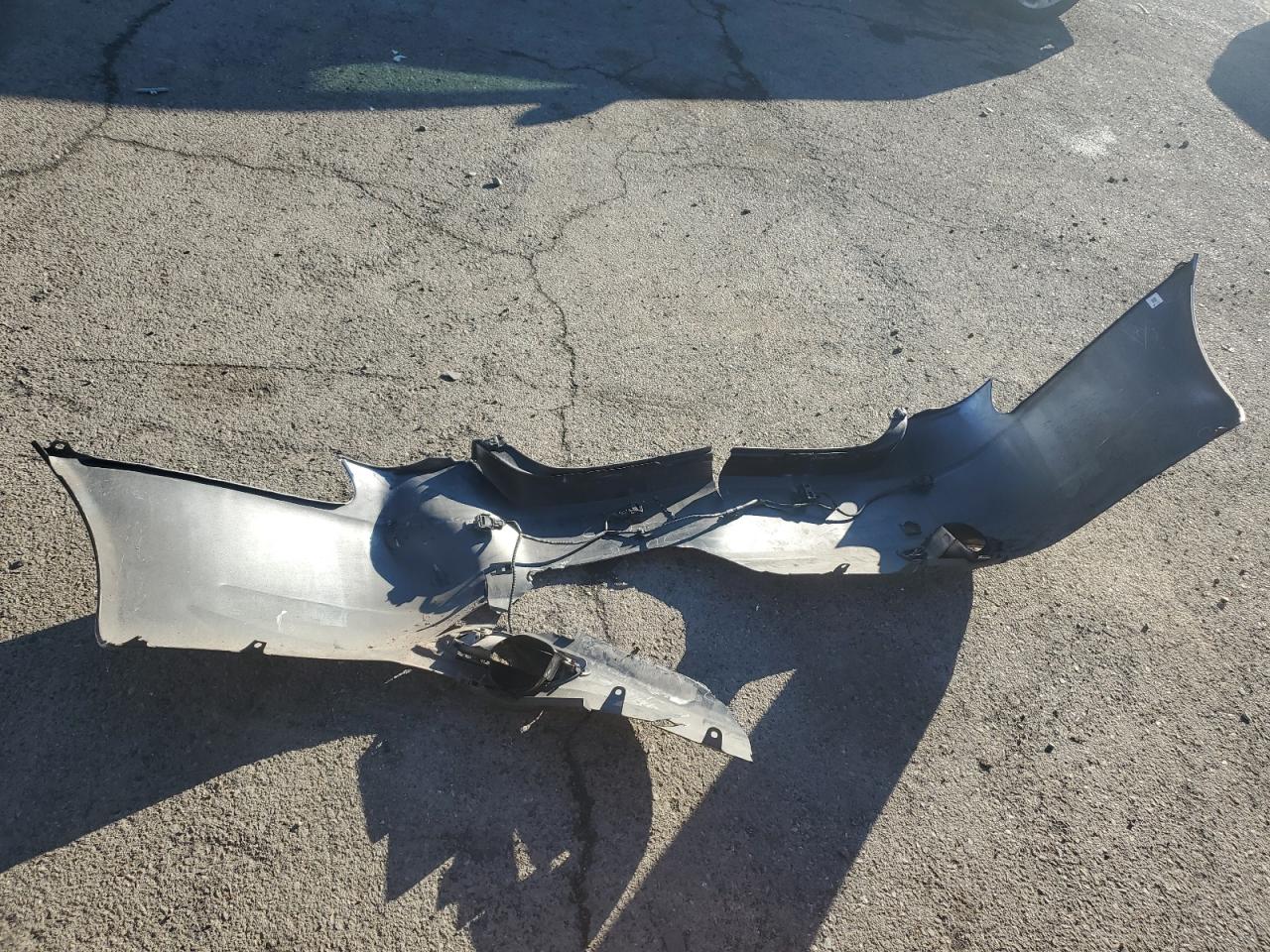 2009 Lexus LS VIN JTHGL46FX95035992 Copart auction photo, rear end damage thumbnail 12