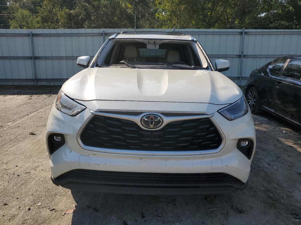 2021 Toyota Highlander VIN 5TDHZRAH4MS514440 Copart auction photo, top/roof damage thumbnail 5