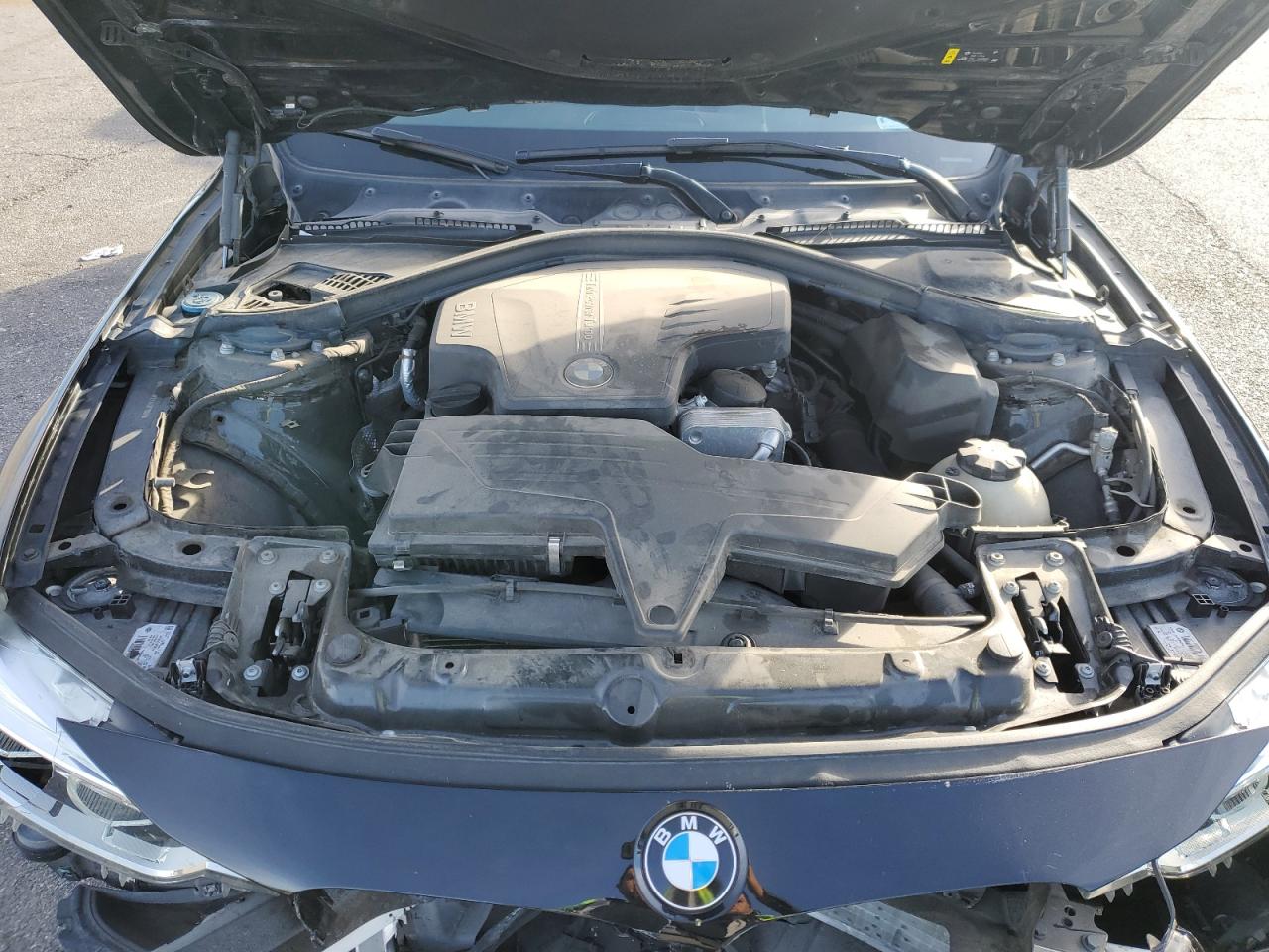 2018 BMW 3er VIN WBA8A9C51JAD27692 Copart auction photo, front end damage thumbnail 12