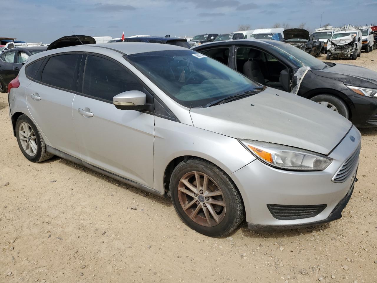 2015 Ford Focus VIN 1FADP3K24FL222888 Copart auction photo, all over / minor dent/scratches damage thumbnail 4