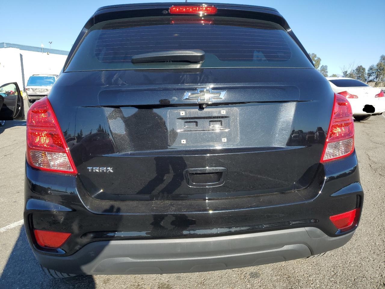 2020 Chevrolet Trax VIN 3GNCJKSB7LL312139 Copart auction photo, all over / top/roof damage thumbnail 6