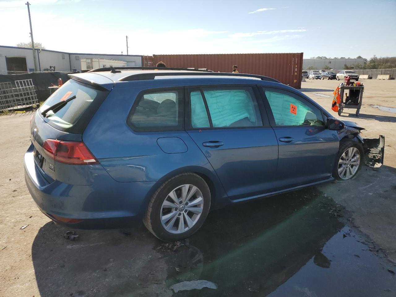 2017 Volkswagen Golf VIN 3VW017AU2HM531567 Copart auction photo, front end / side damage thumbnail 3