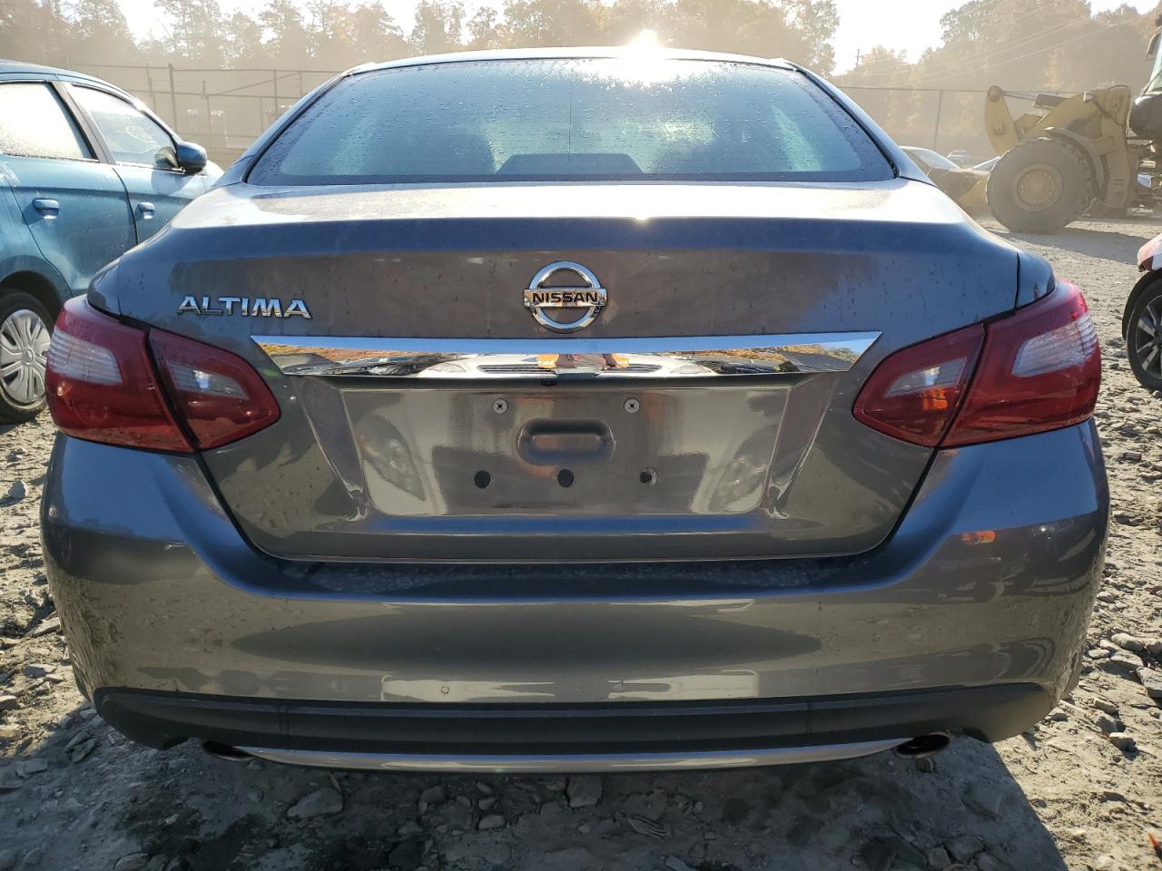 2018 Nissan Altima VIN 1N4AL3AP8JC109577 Copart auction photo, front end / side damage thumbnail 6
