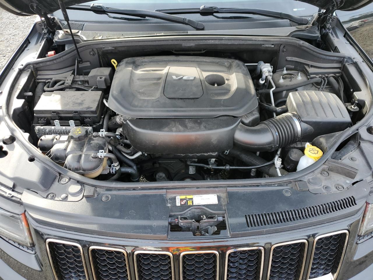 2016 Jeep Grand Cherokee VIN 1C4RJECG9GC464309 Copart auction photo, rear end damage thumbnail 12