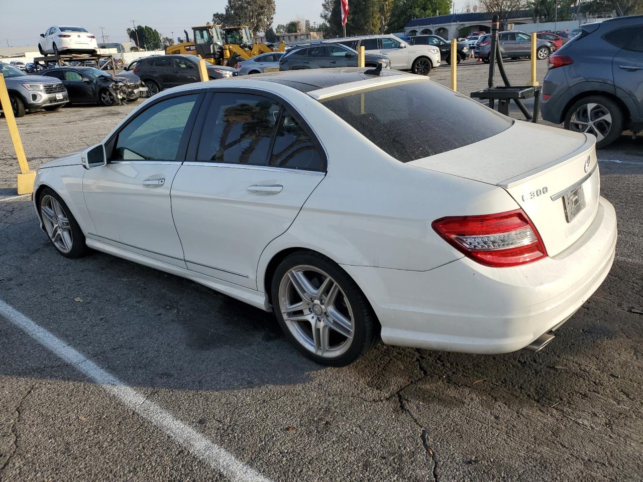 2011 Mercedes-Benz C-klasse VIN WDDGF5EB4BA465274 Copart auction photo, side damage thumbnail 2