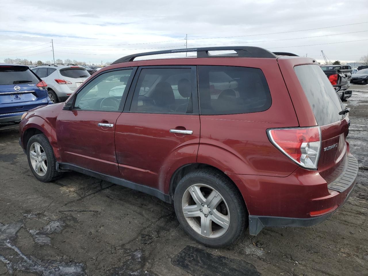 2009 Subaru Forester VIN JF2SH646X9H769804 Copart auction photo, side / front end damage thumbnail 2